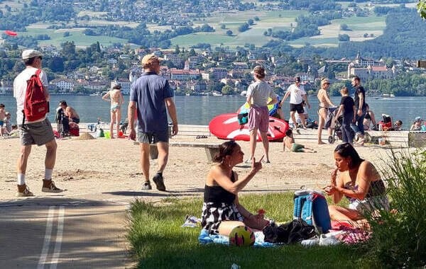 plage sur le lac de Neuchâtel 